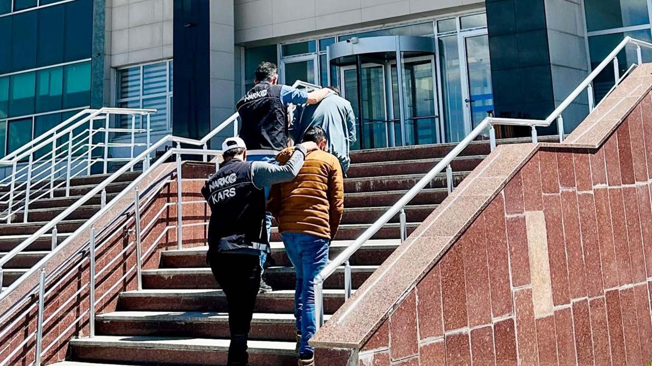 Kars’ta uyuşturucu operasyonu: 2 tutuklama