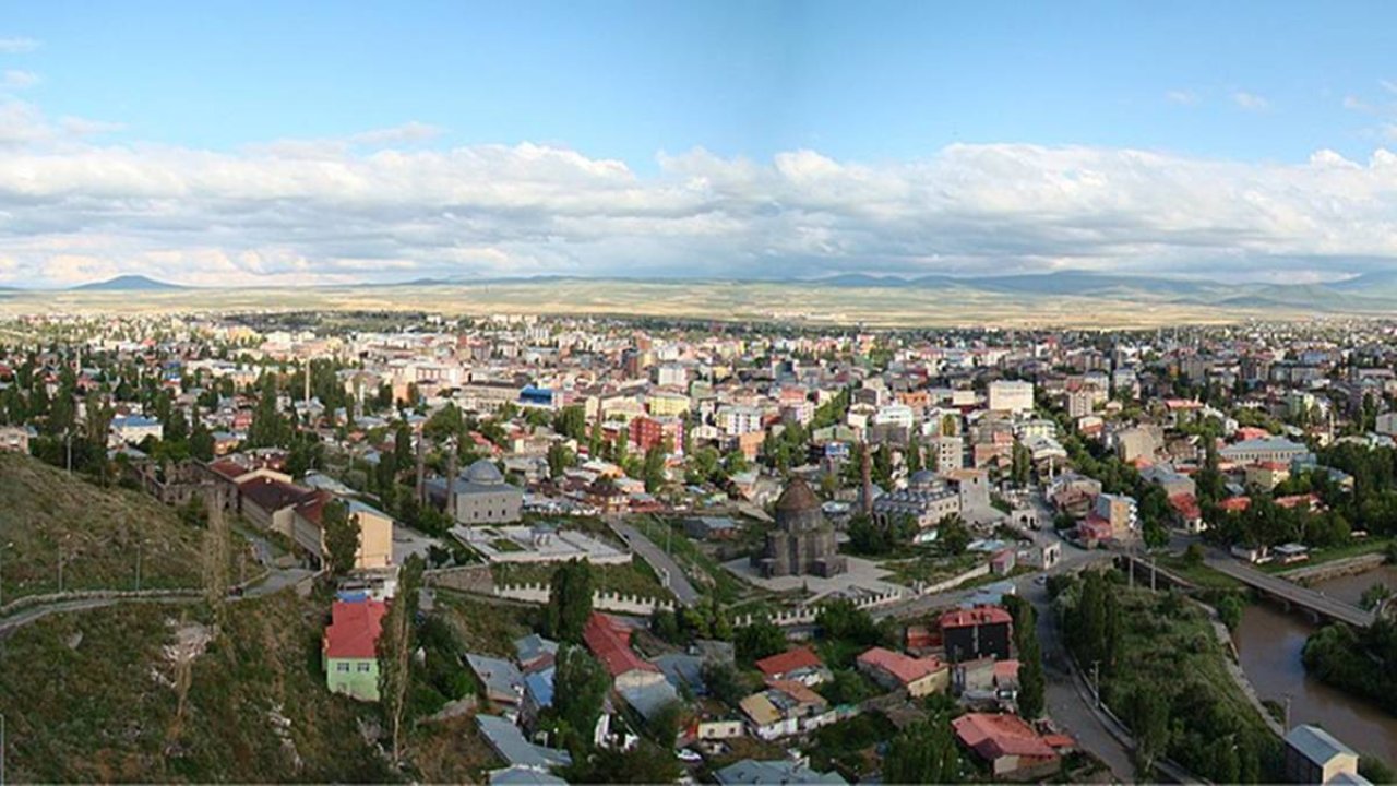 Kars'a 21 uzman ve 10 pratisyen hekim atandı
