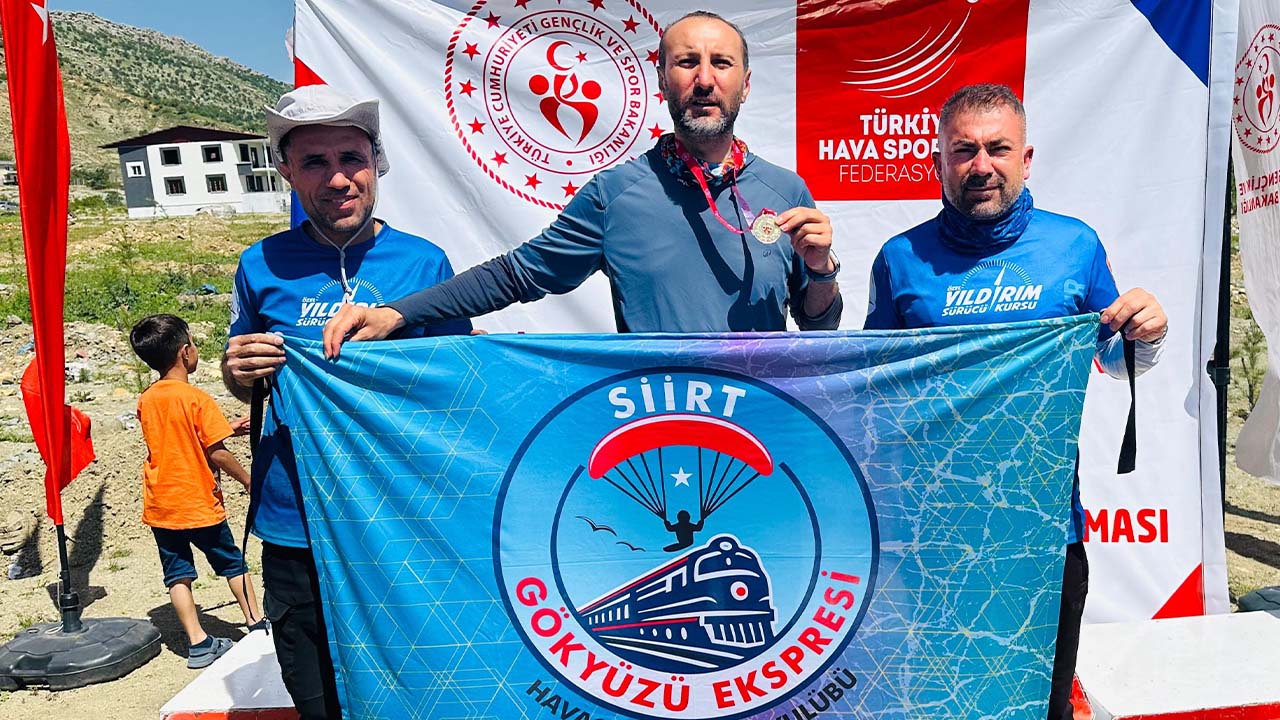 Siirtli yamaç paraşütü sporcusu genel klasman şampiyonu oldu