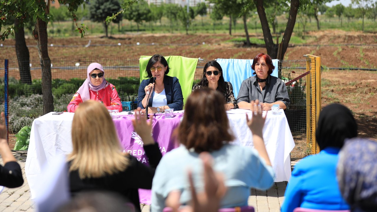 Diyarbakır’da belediyeden halka açık toplantı