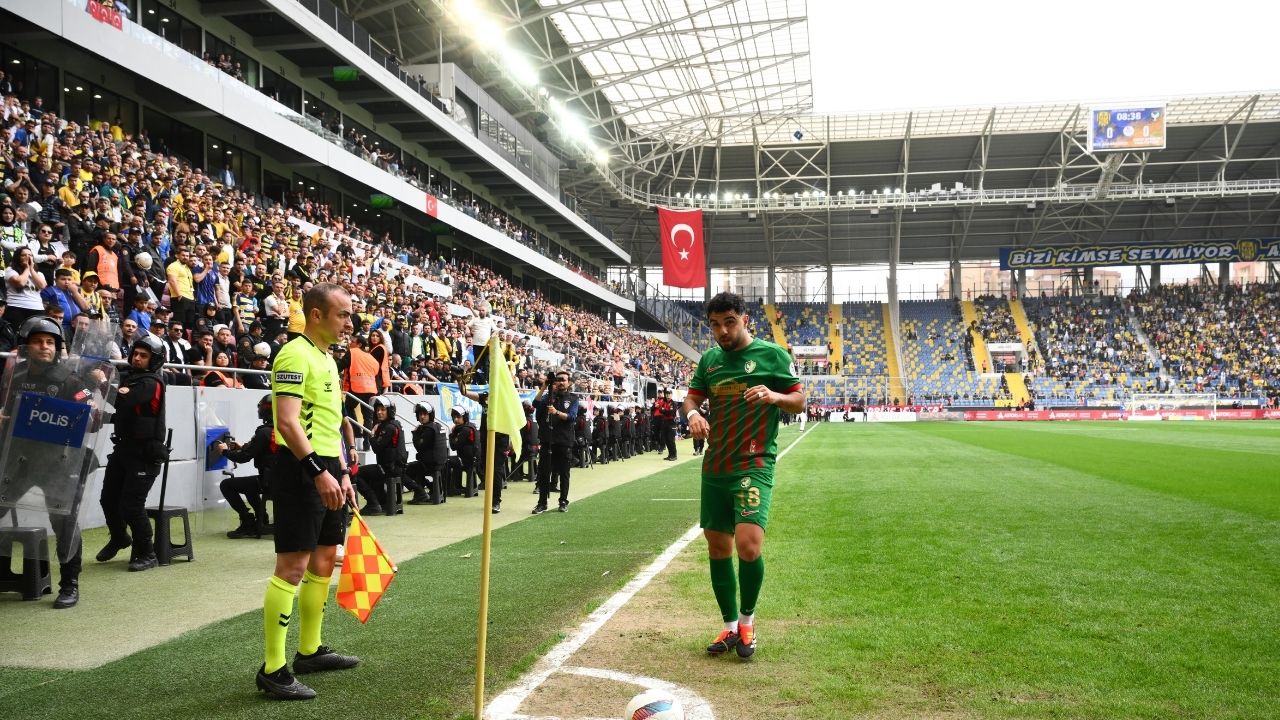 Ankara- Amedspor maçında düdük çaldı: Gözler diğer maçlarda