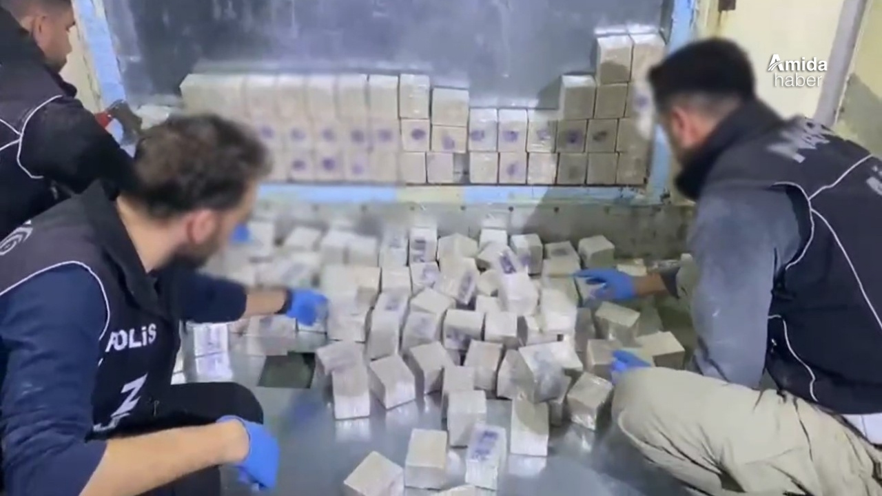 Ağrı’daki sınır kapısında 69 kilo eroin ele geçirildi