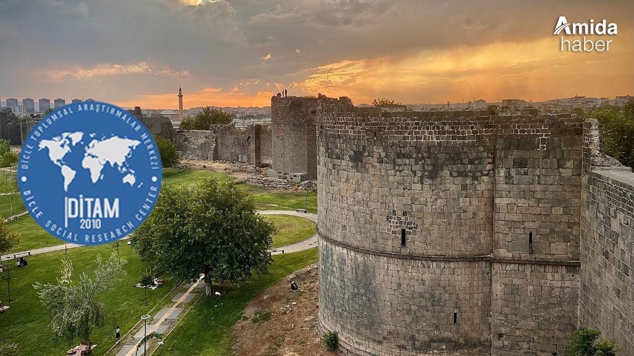 Diyarbakır’da barış ve hukuk masaya yatırılıyor