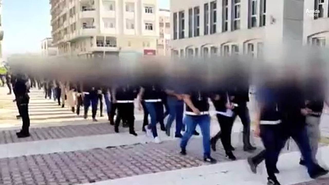 Diyarbakır ve 24 ilde 41 sahte memur tutuklandı