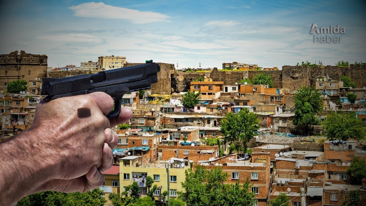 Diyarbakır: 25 yaşındaki genç bahçesinde vurulmuş halde bulundu