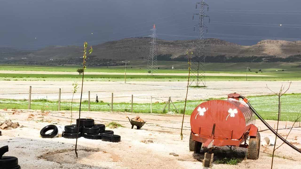 Mardin’de dolu yağışı hayatı olumsuz etkiledi