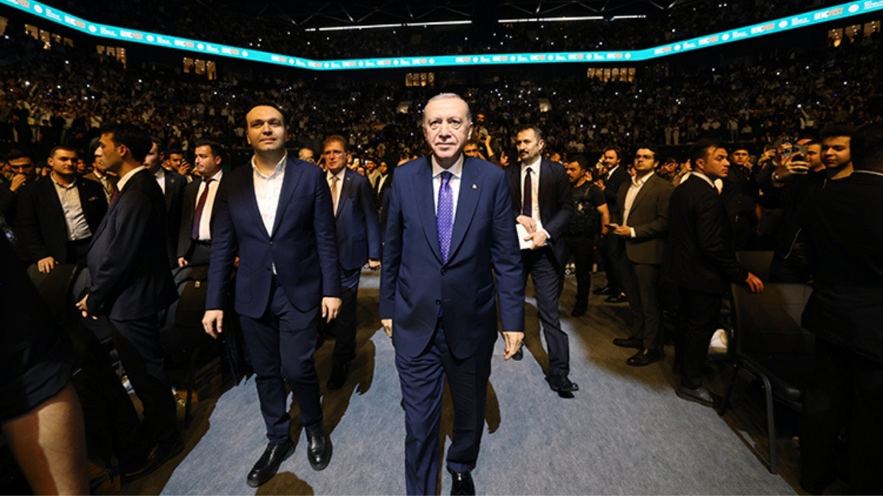Cumhurbaşkanı Erdoğan: İnşa etmek için yoğun gayret içindeyiz