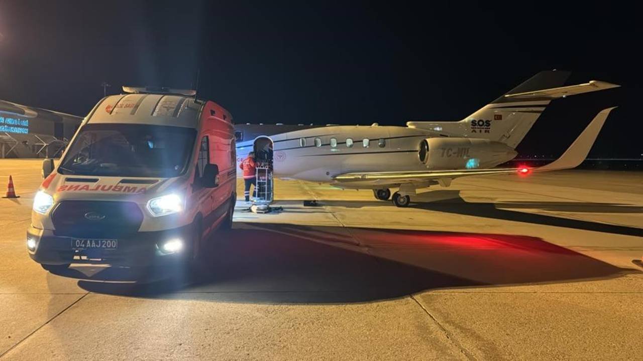 17 yaşındaki çocuk için ambulans uçak havalandı