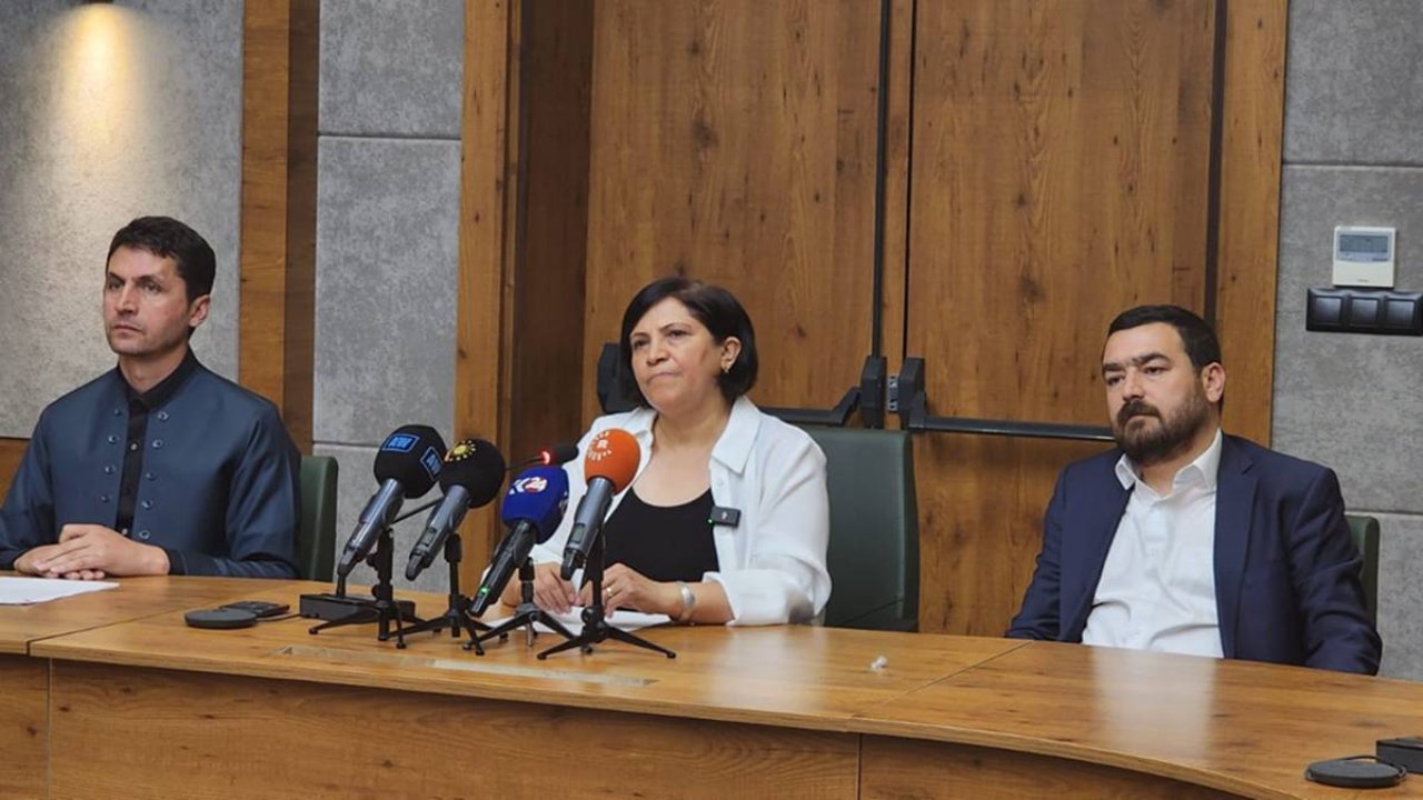 Diyarbakır’da ‘Kürtçe beyit’ krizi: Belediye açıklama yaptı