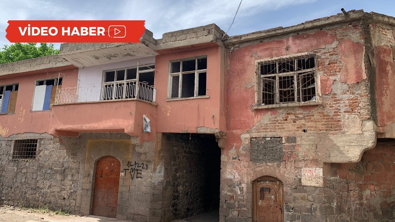 Metruk yapılar Diyarbakır’da tarihi yuttu