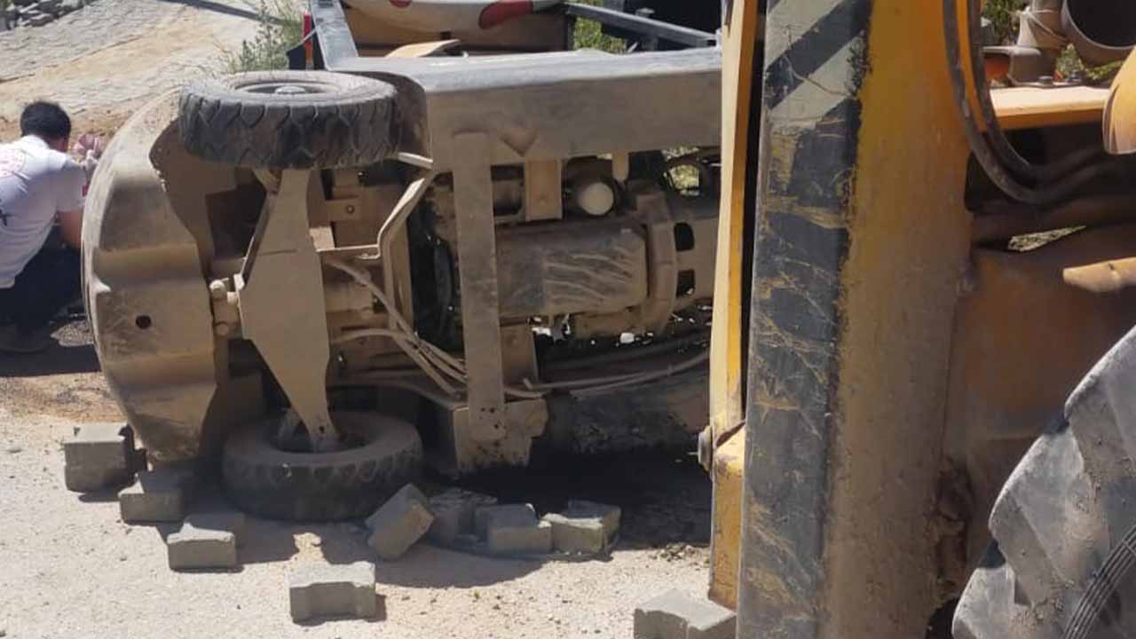 Mardin'de forklift altında kalan sürücü yaşamını yitirdi