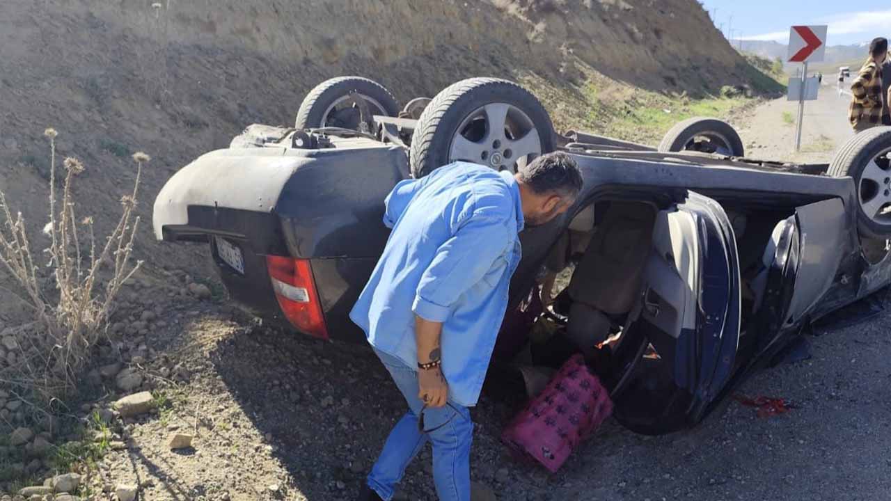 Van’da kamyonet takla attı: 2 yaralı