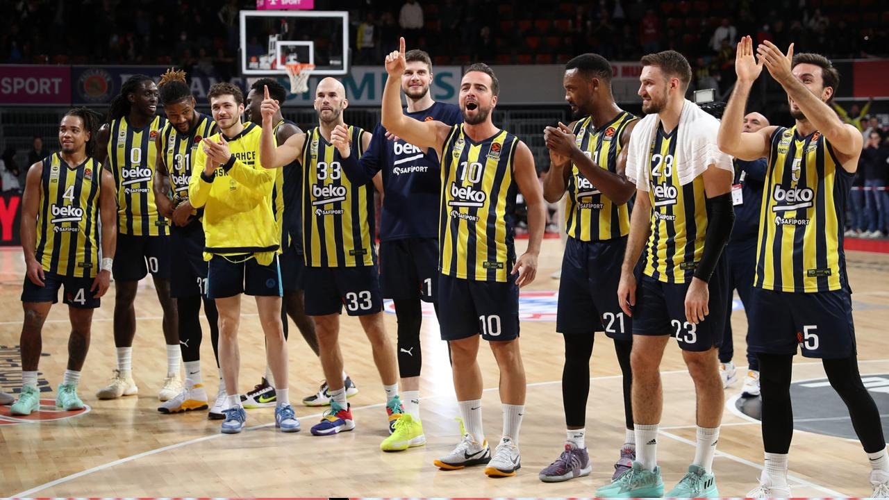 Fenerbahçe Beko, Panathinaikos'u yenerek EuroLeague'de finale yükseldi!
