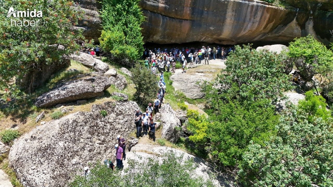 Diyarbakır’ın gizemli kalesine yüzlerce kişi akın etti