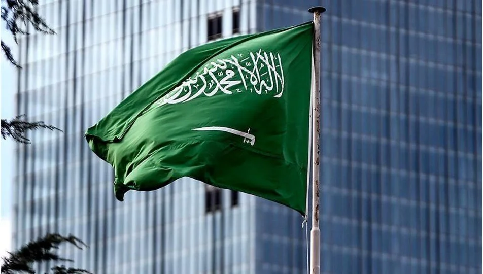 Suudi Arabistan’dan alkol yasağının kaldırılacağı iddialarına yalanma