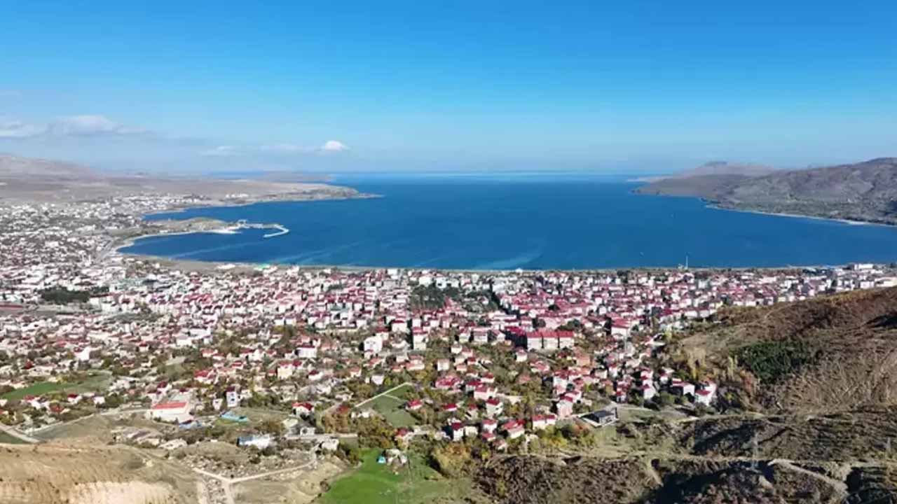 Bitlis'te bir araçta 7 kilo 176 gram metamfetamin ele geçirildi
