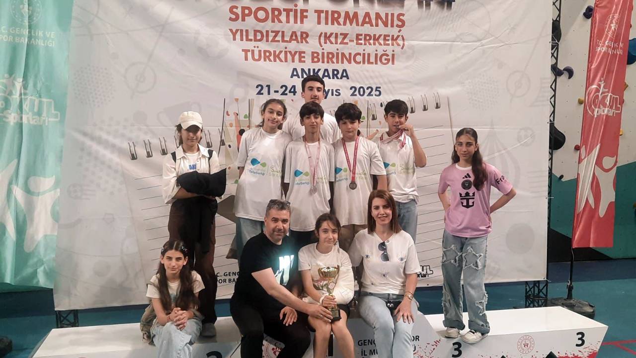 Diyarbakırlı öğrenciler Ankara’dan madalya ile döndü