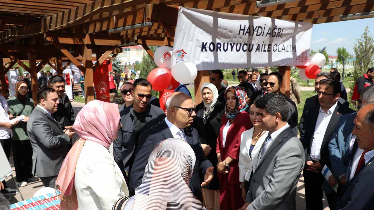 Ağrı'da ‘Aile Yılı’ kapsamında aile festivali yapıldı
