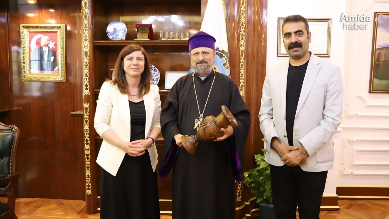 Diyarbakır’da Patrik Sahak’a sıcak karşılama