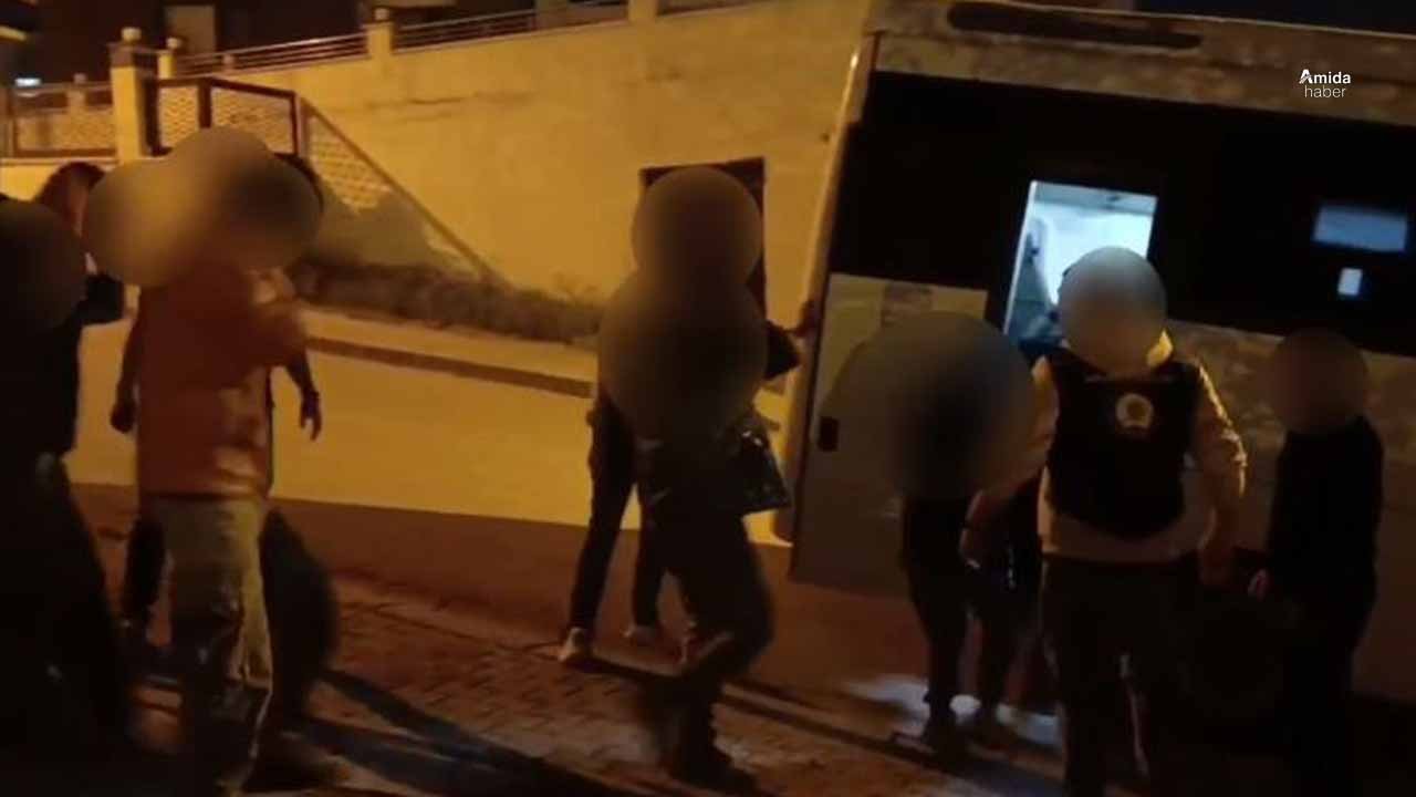 Van’da 9 göçmen kaçakçısı hakkında adli işlem yapıldı