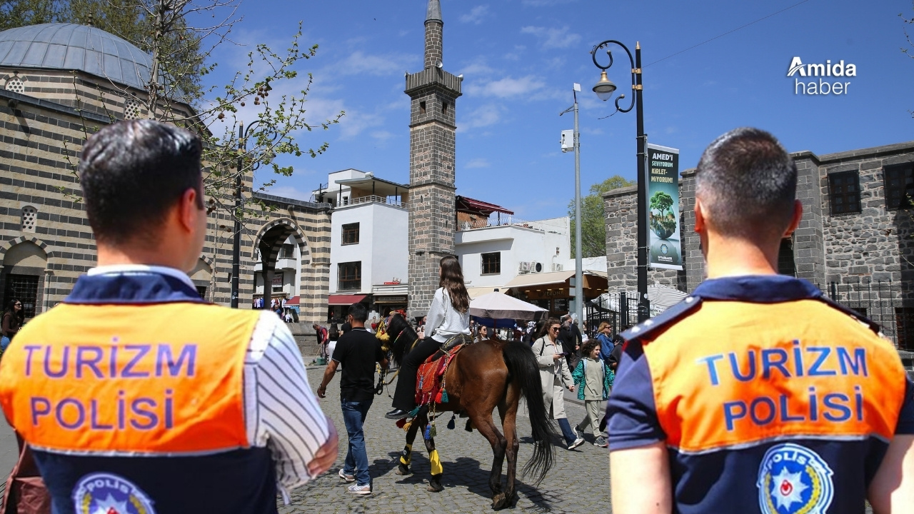 Diyarbakır Turizm Polisi 151 binden faza turistle temas kurdu