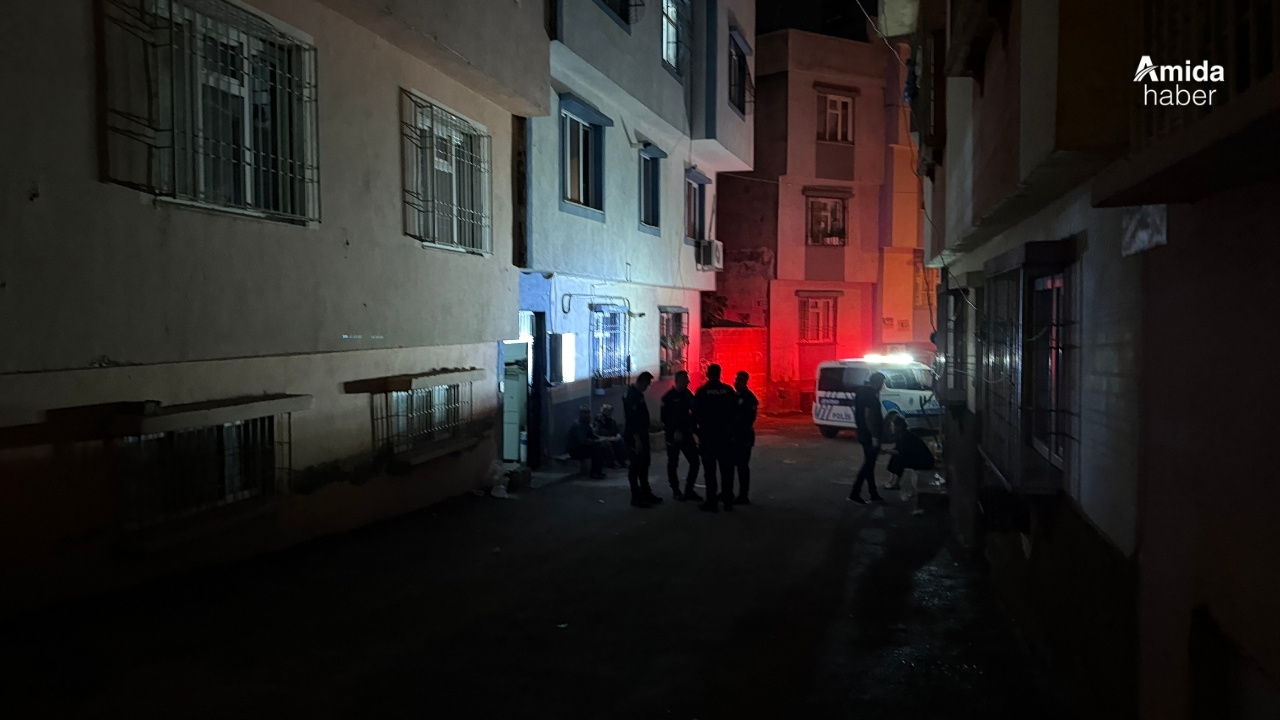 Anne ve kızı evde ölü bulundu