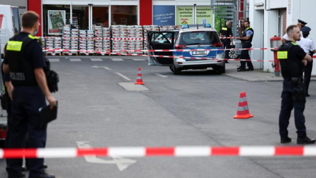 Solingen’de Türklerin yaşadığı binada kundaklama: 2’si çocuk 4 ölü, 9 yaralı