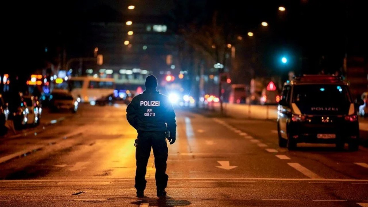 Almaya'da silahlı saldırı: Saldırgan polis tarafından vuruldu