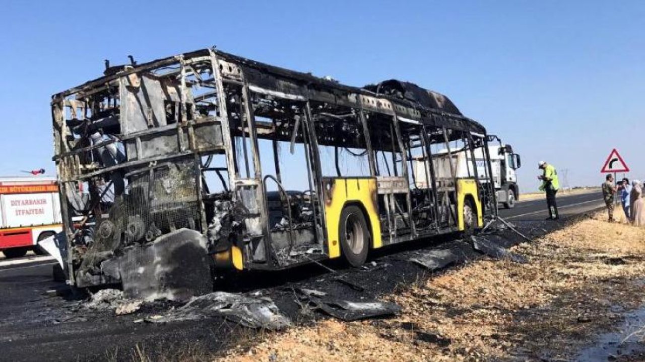 Bir haftada ikinci yangın: Diyarbakır otobüsü kül oldu