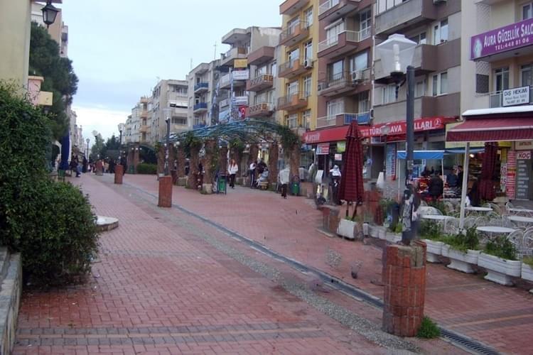 İzmir 4.9 ile sallandı