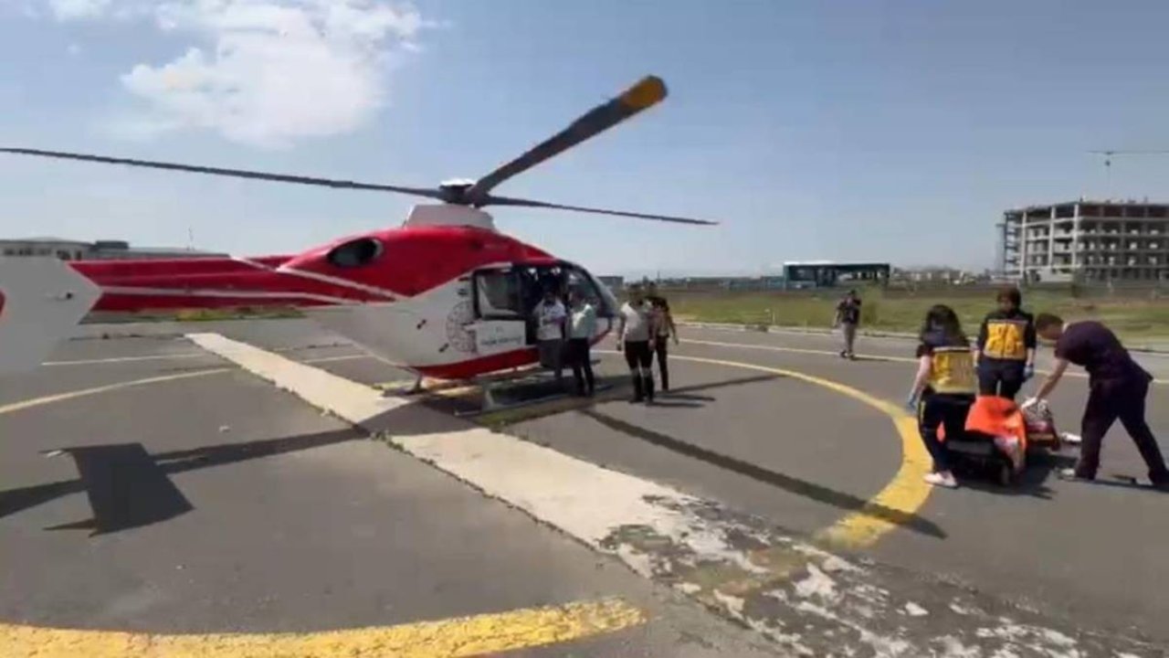 Ağrı’da zehirlenen genç için helikopter havalandı