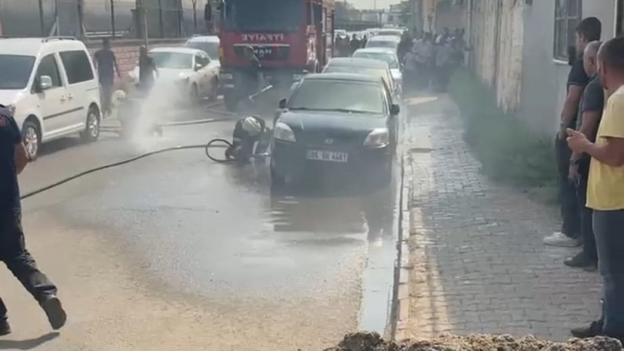 Batman'da park halindeki otomobil yandı