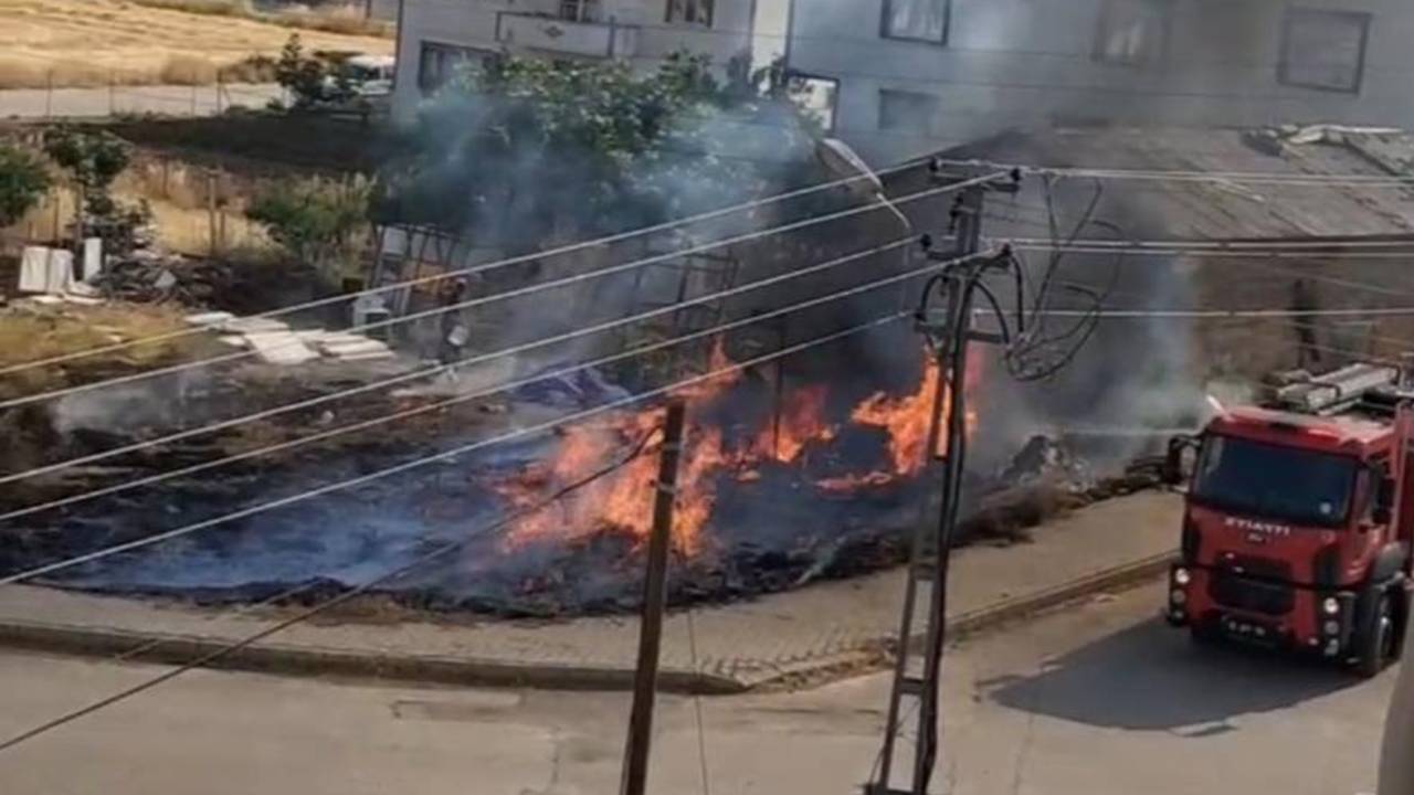 Adıyaman’da bahçedeki ateş anız yaktı