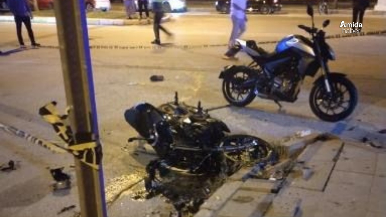 Erzincan’da otomobil ile motosiklet çarpıştı: 2 ölü, 1 yaralı