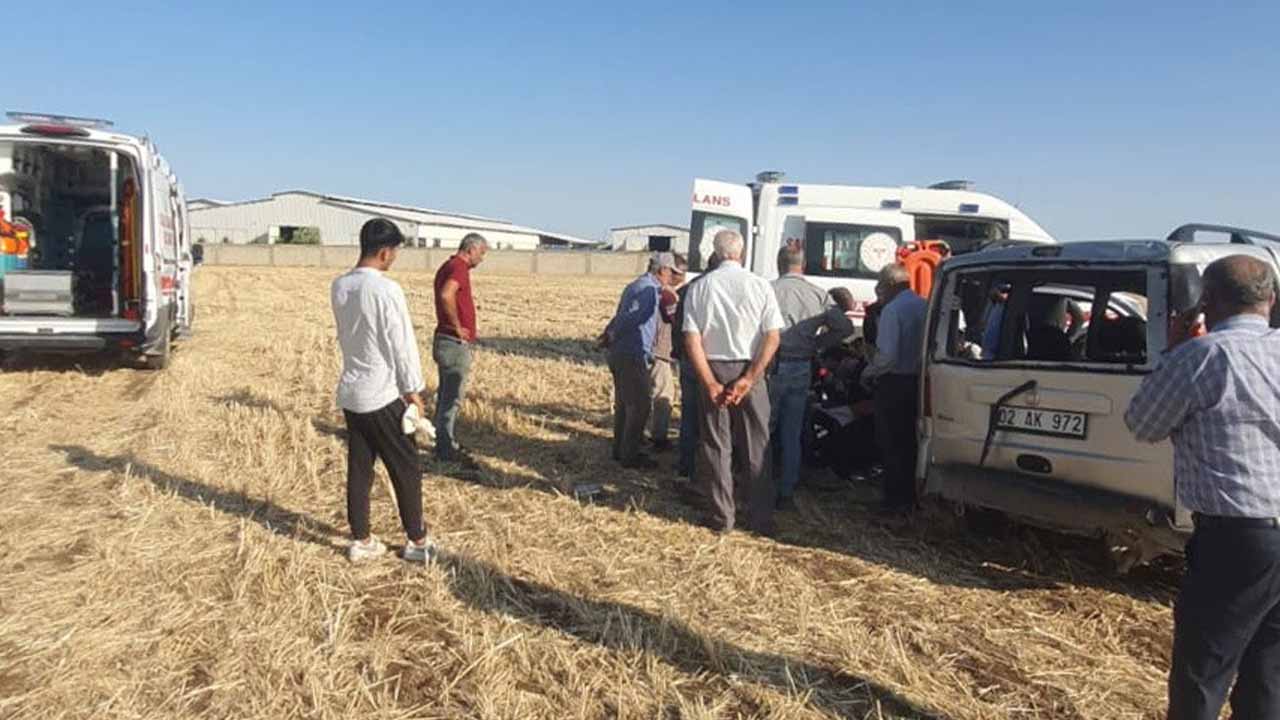 Adıyaman’da ticari araç takla attı: 2 yaralı