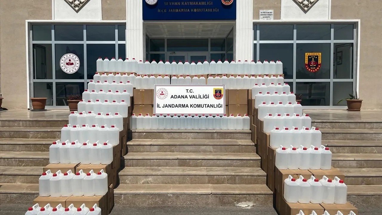 Satışa çıkarılacak 3 bin litre kaçak etil alkol ele geçirildi
