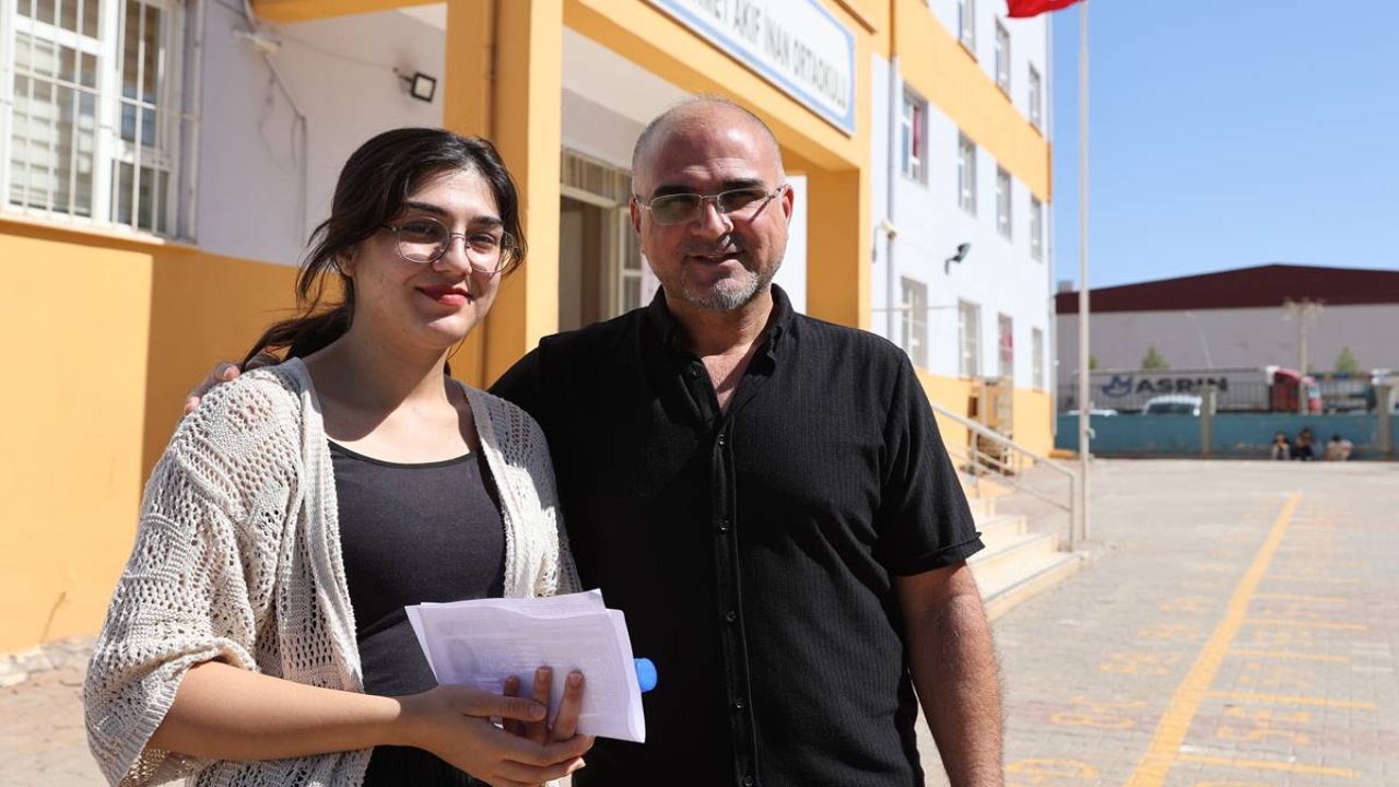 7 üniversite, 3 diplomalı baba kızıyla sınava girdi