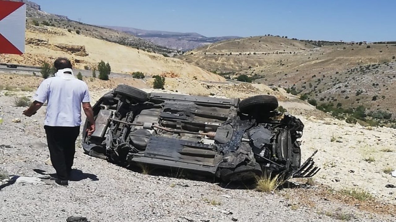 Malatya'da feci kaza: Otomobil takla attı, 1 ölü 2 yaralı
