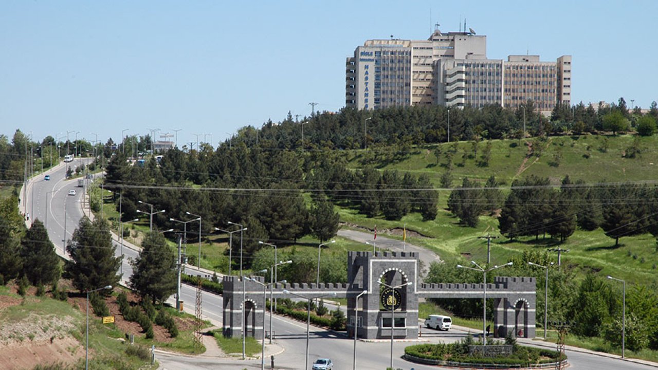 Dicle’de ‘arazi’ rantları bitti, sıra fakülte bahçelerinde!