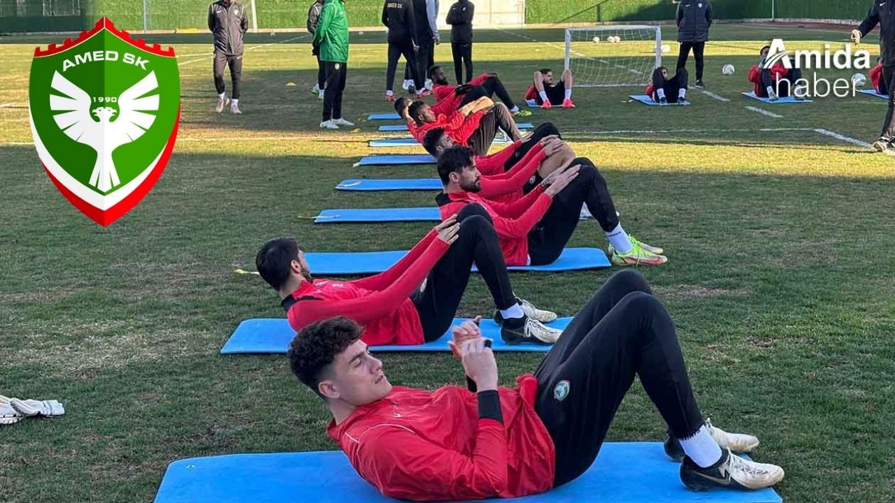 Alman oyuncu Amedspor idmanında