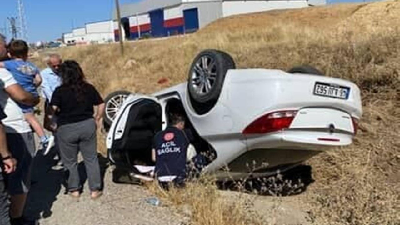 Diyarbakır’da otomobil takla attı: 2 yaralı