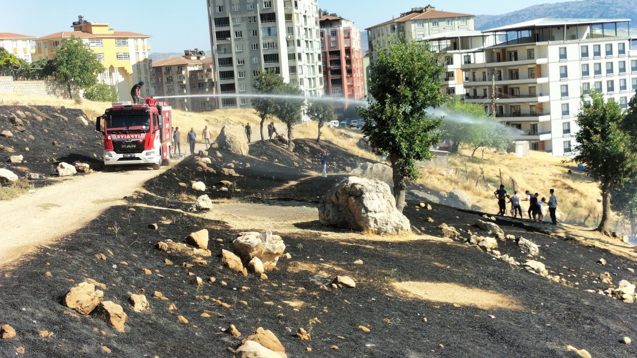 Şırnak'ta menemen ateşi yangın çıkardı