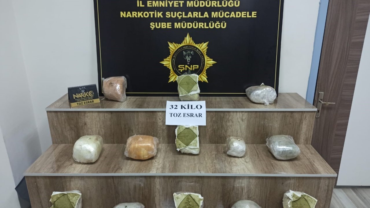 Siverek'te zehir tacirlerine darbe: 32 kilo esrar ele geçirildi