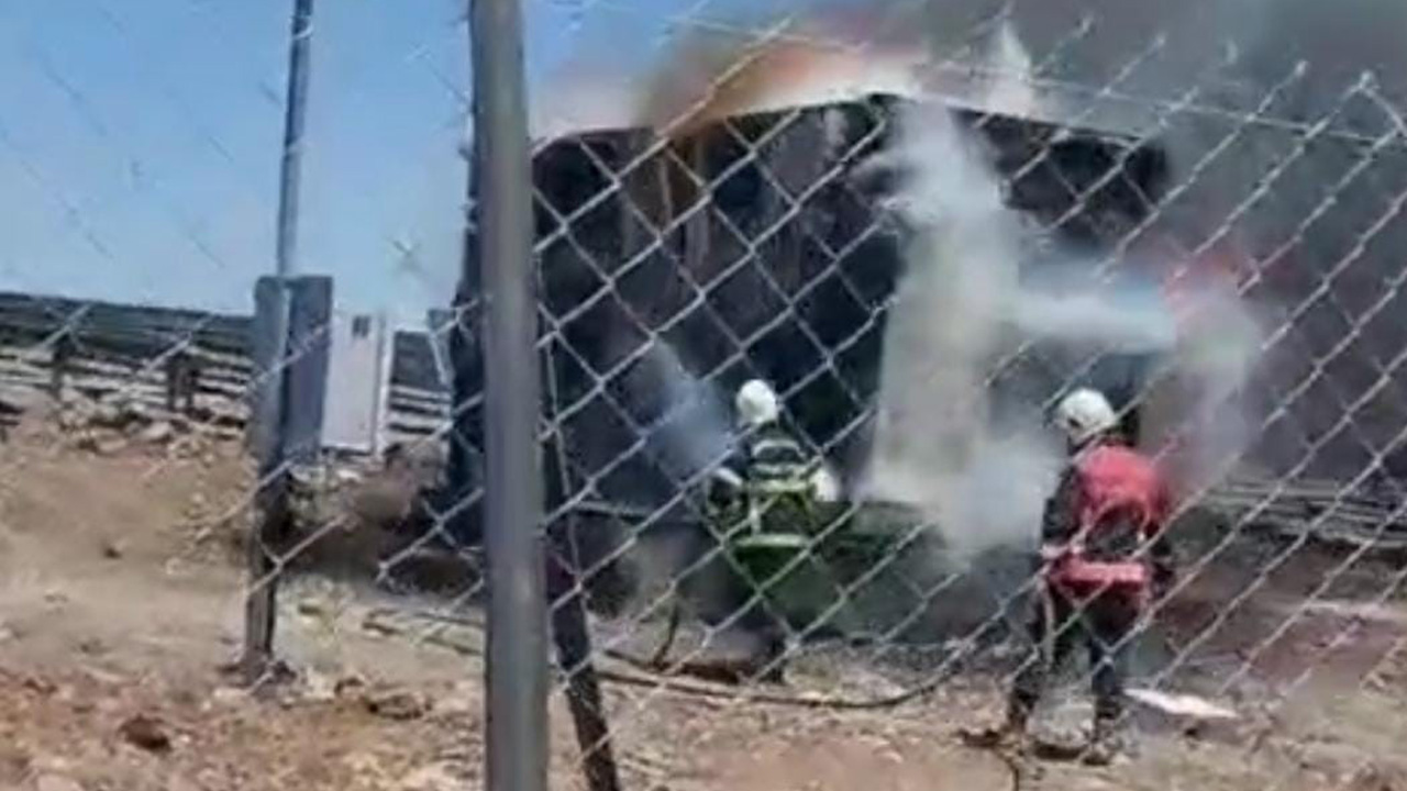 Şanlıurfa’da trafo alev alev yandı