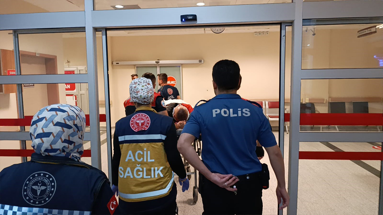 Adıyaman’da yunus polisleri kaza yaptı: 2 yaralı