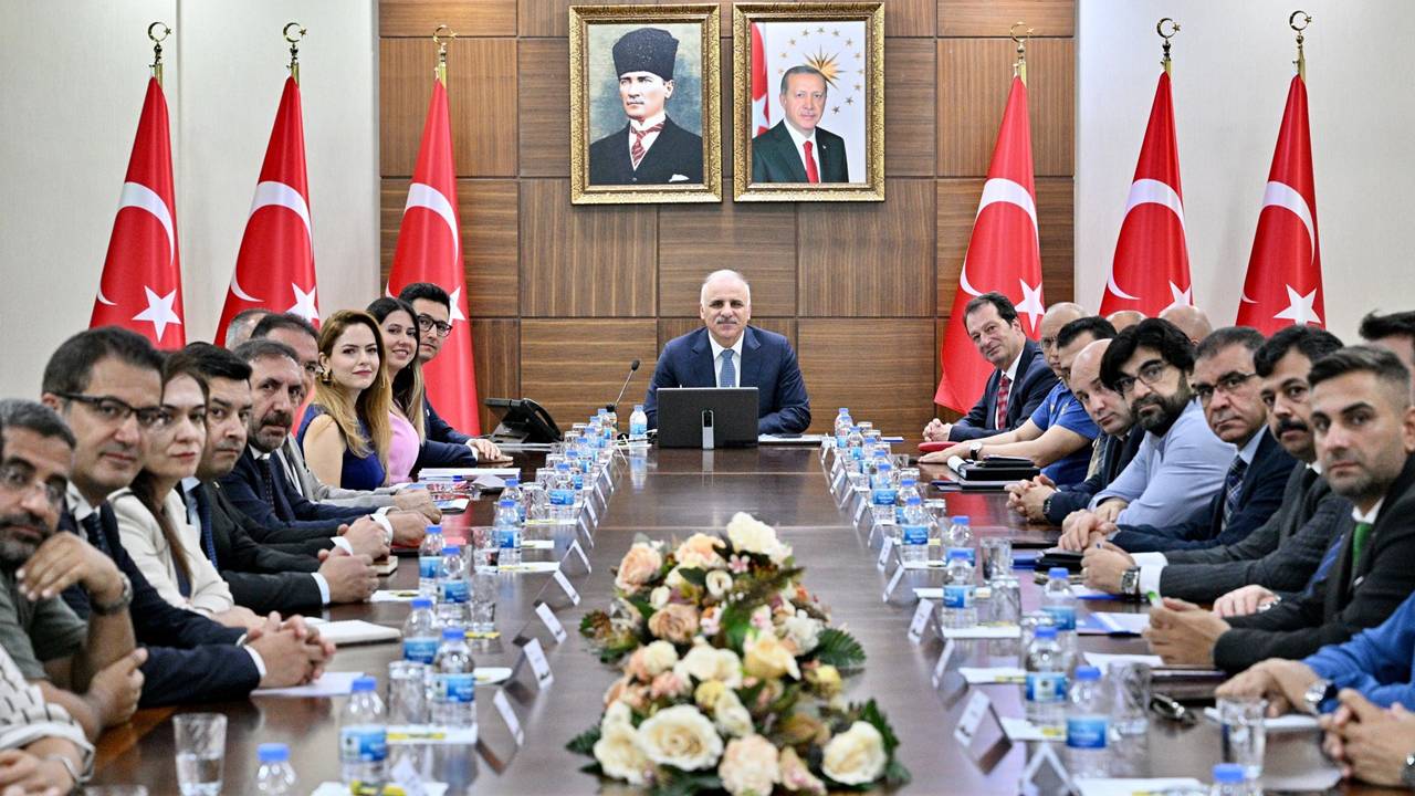 Diyarbakır Valisi Zorluoğlu’ndan ‘Bağımlılıkla Mücadele’ toplantısı