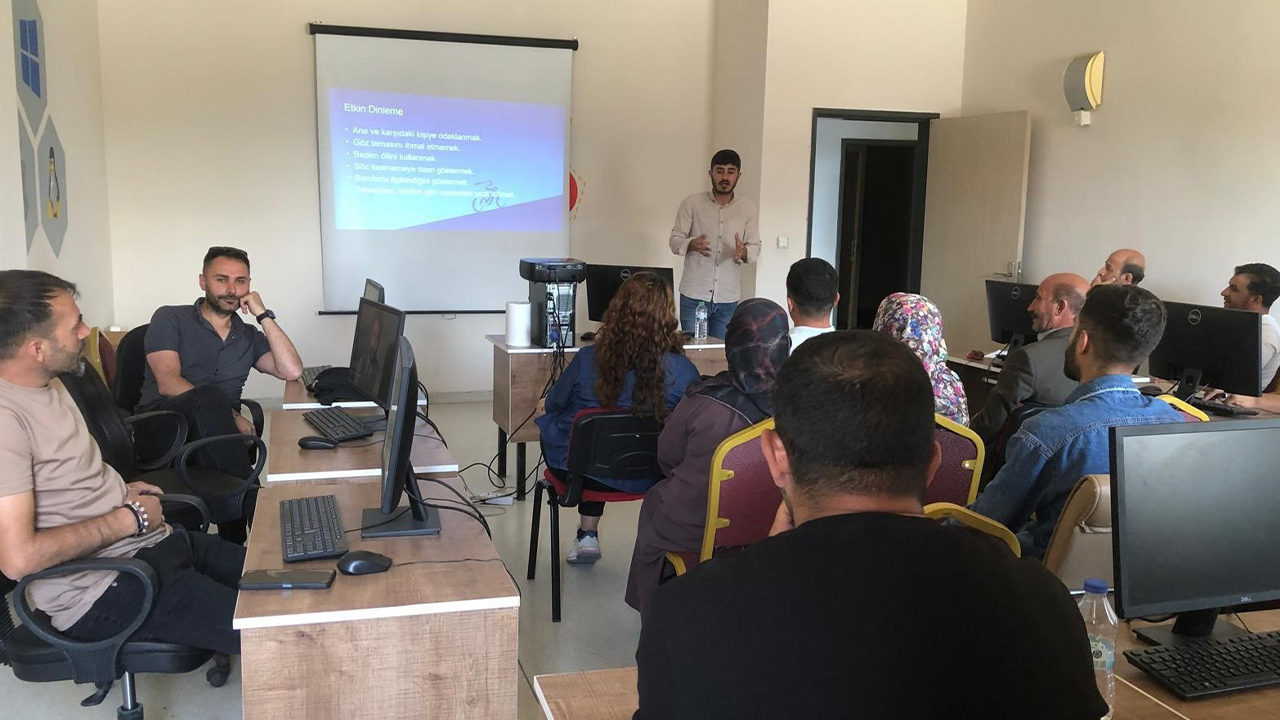 Ağrı’da aile eğitimi semineri
