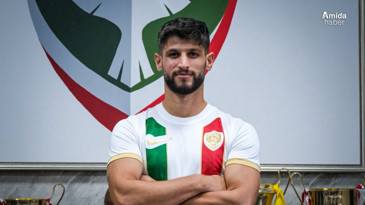 Tecrübeli futbolcu resmen Amedspor’da: Demirtaş kimdir?