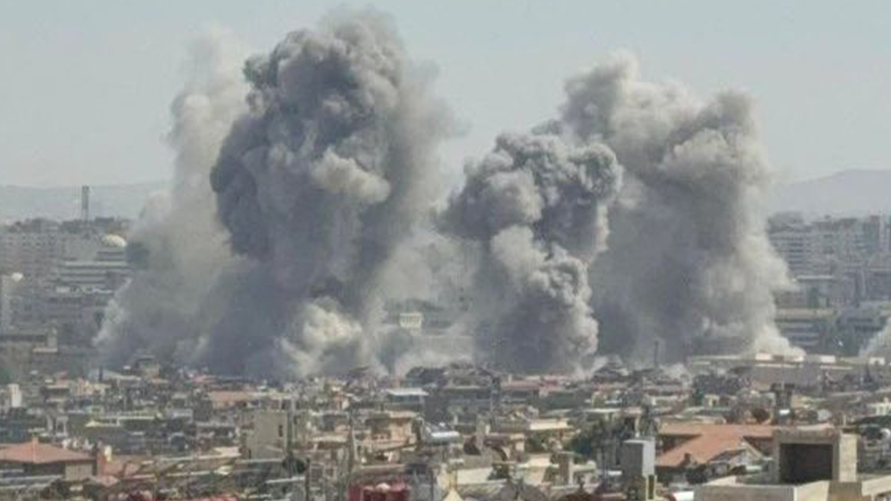 İsrail Suriye’yi vuruyor: Şam bombardıman altında