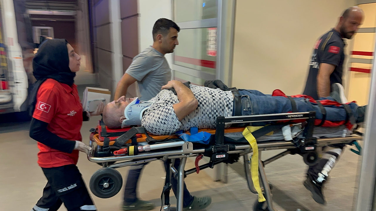 Adıyaman’da motosiklet devrildi: Sürücü yaralandı